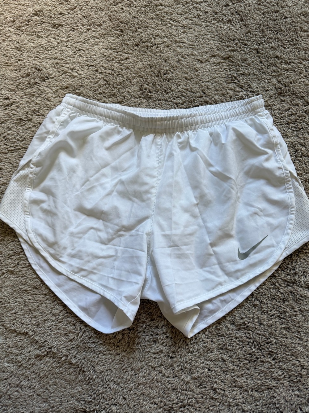 Nike Dri-Fit White Women's Athletic Running Shorts, Size XS